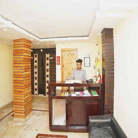 Oyo Flagship 8594 Golden Nest Hotel Nainital Ngoại thất bức ảnh