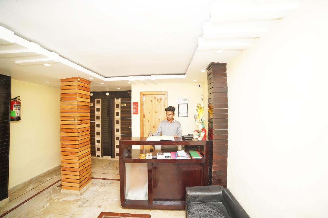 Oyo Flagship 8594 Golden Nest Hotel Nainital Ngoại thất bức ảnh