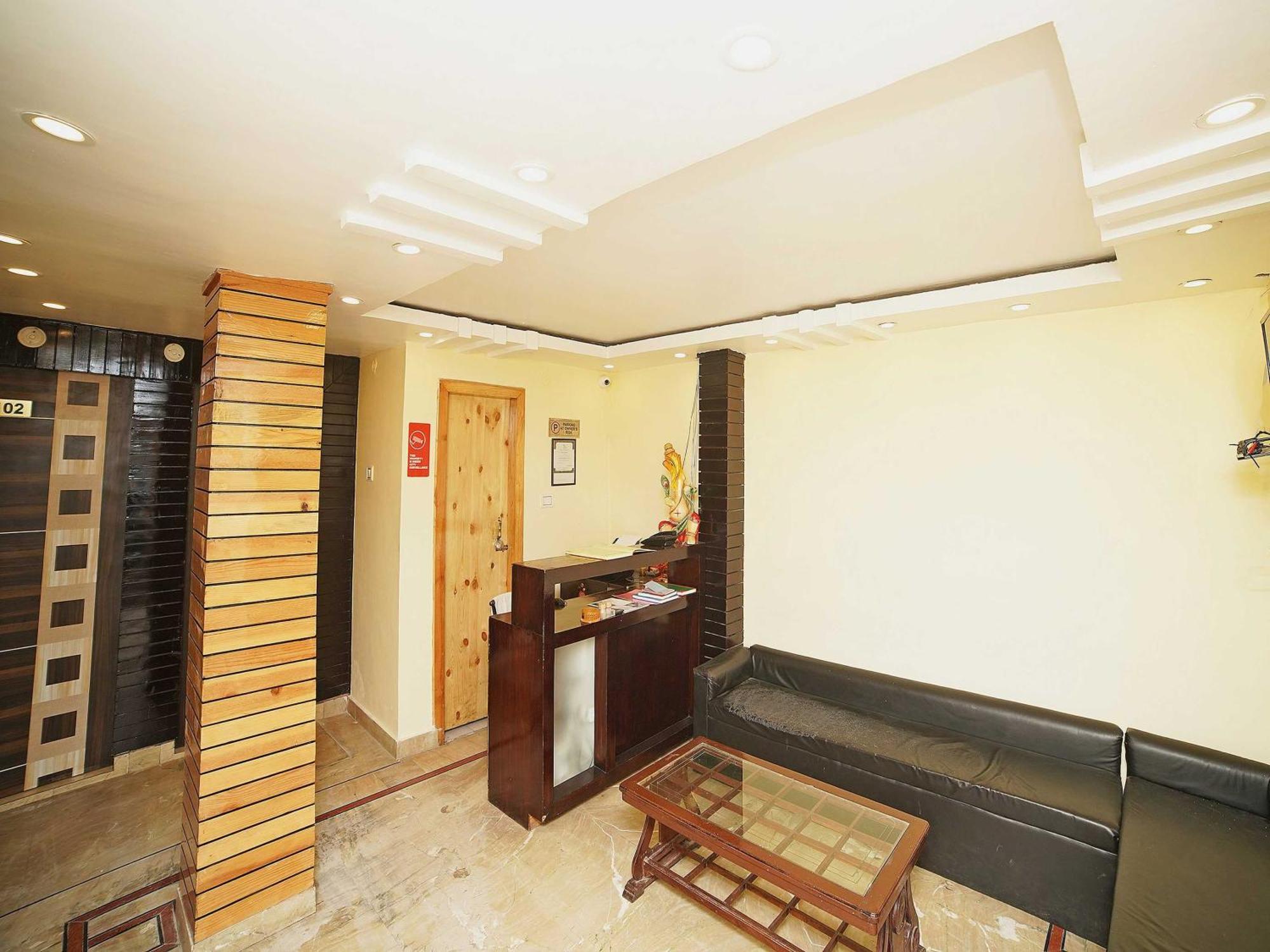 Oyo Flagship 8594 Golden Nest Hotel Nainital Ngoại thất bức ảnh